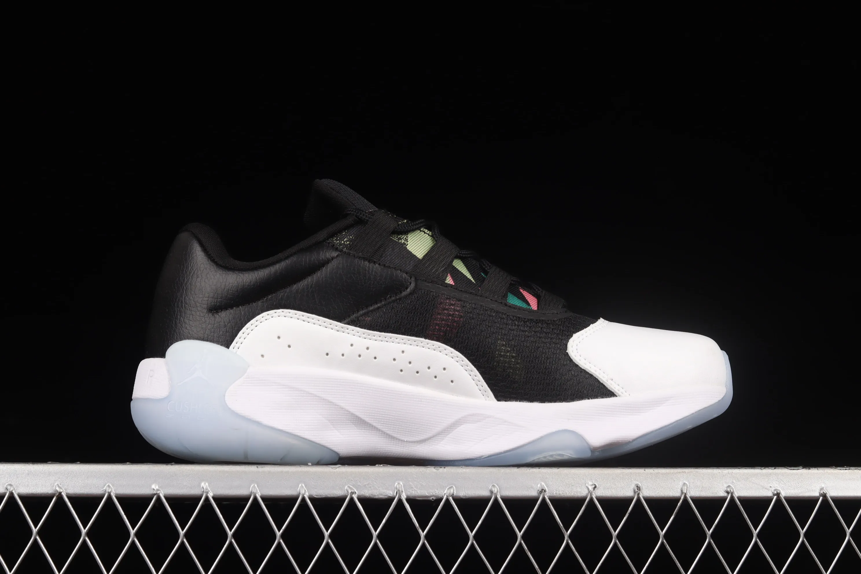 All categories Air Jordan Jordan series basketball shoes Air Jordan 11 Air Jordan 11 CMFT Low AJ11 Joe 11 South Coast low-top anti-slip shock-absorbing basketball shoes CW0784-104